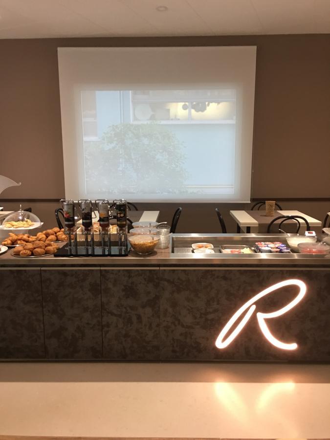 Hotel Ricci Rimini Exterior photo